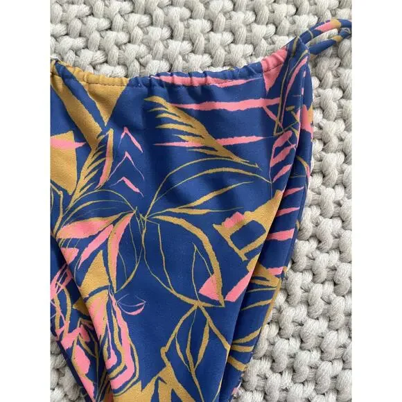 Skatie X The Salty Blonde• ‘Kristen’ Bottom in Anguilla - Picture 10 of 16